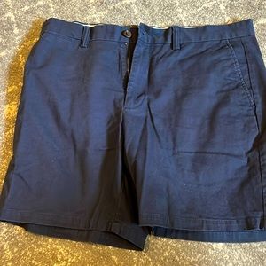 Old Navy ultimate slim navy blue shorts 7” inseam size 36